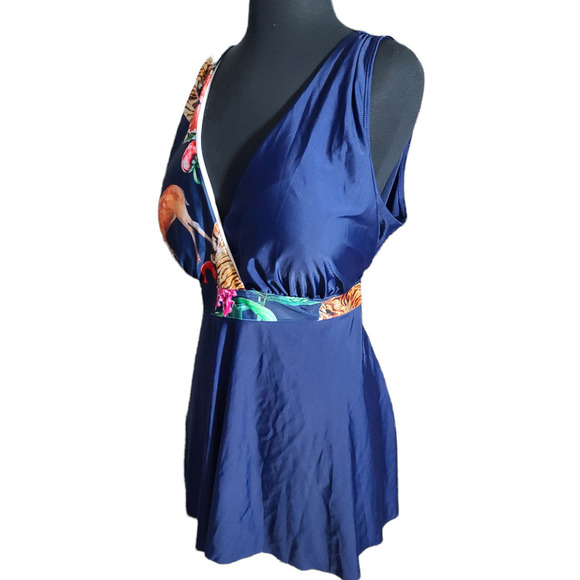 Sea grove swim top , cover up v neck color blue sz 3 XL - Picture 4 of 7